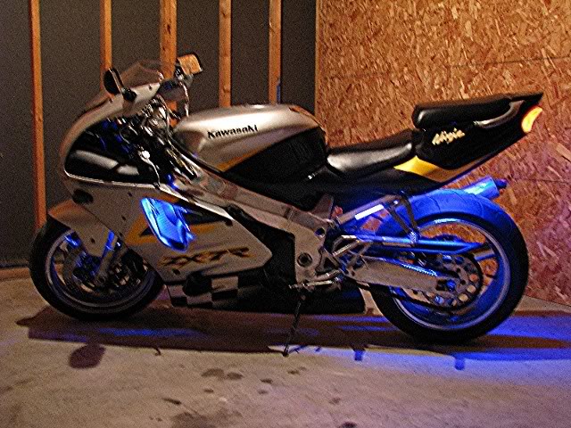 Name:  2002KawasakiNinjaZX7R009.jpg
Views: 49
Size:  101.1 KB