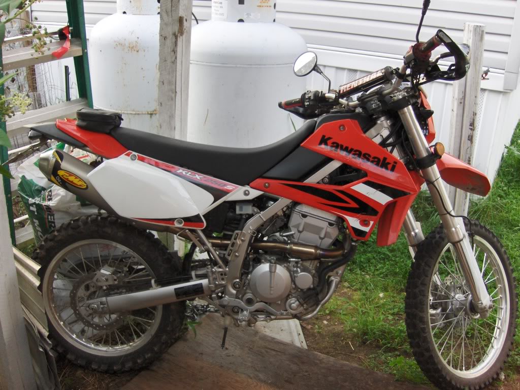 Name:  KLX250S010.jpg
Views: 310
Size:  179.4 KB