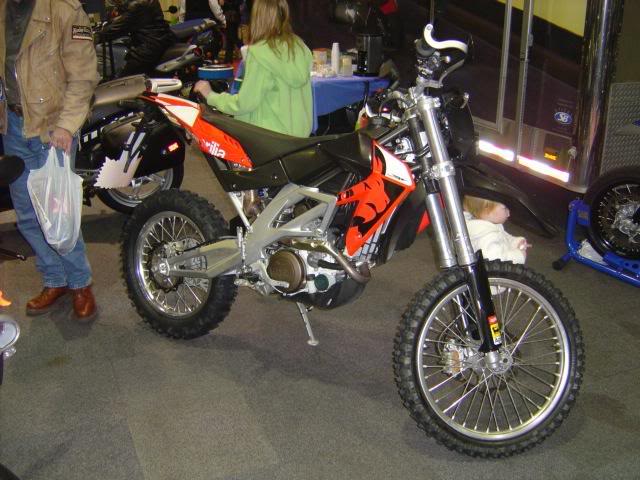 Name:  KLX082.jpg
Views: 9
Size:  59.0 KB